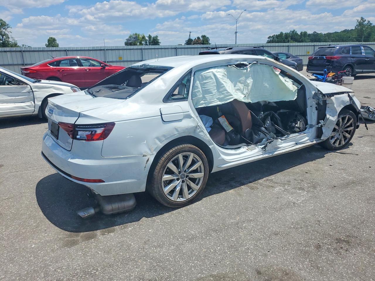 2018 AUDI A4