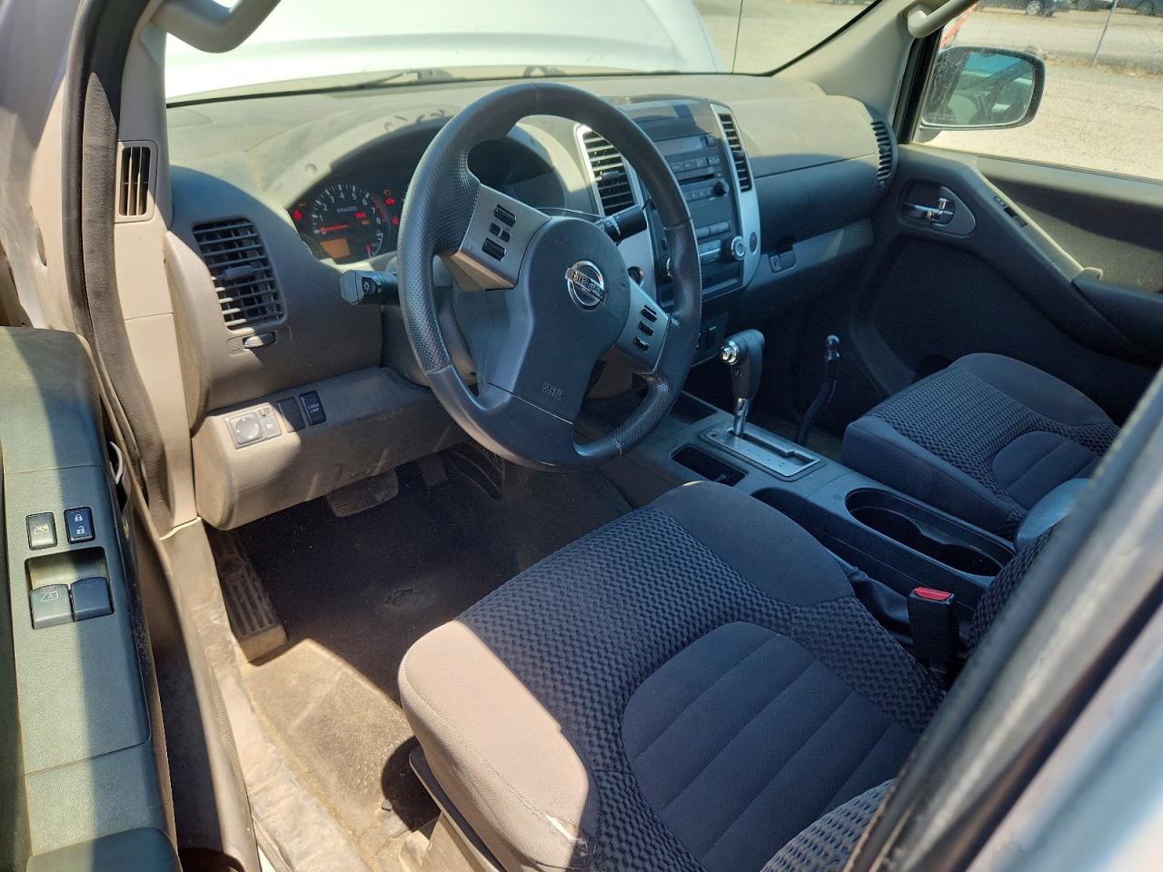 2012 NISSAN FRONTIER
