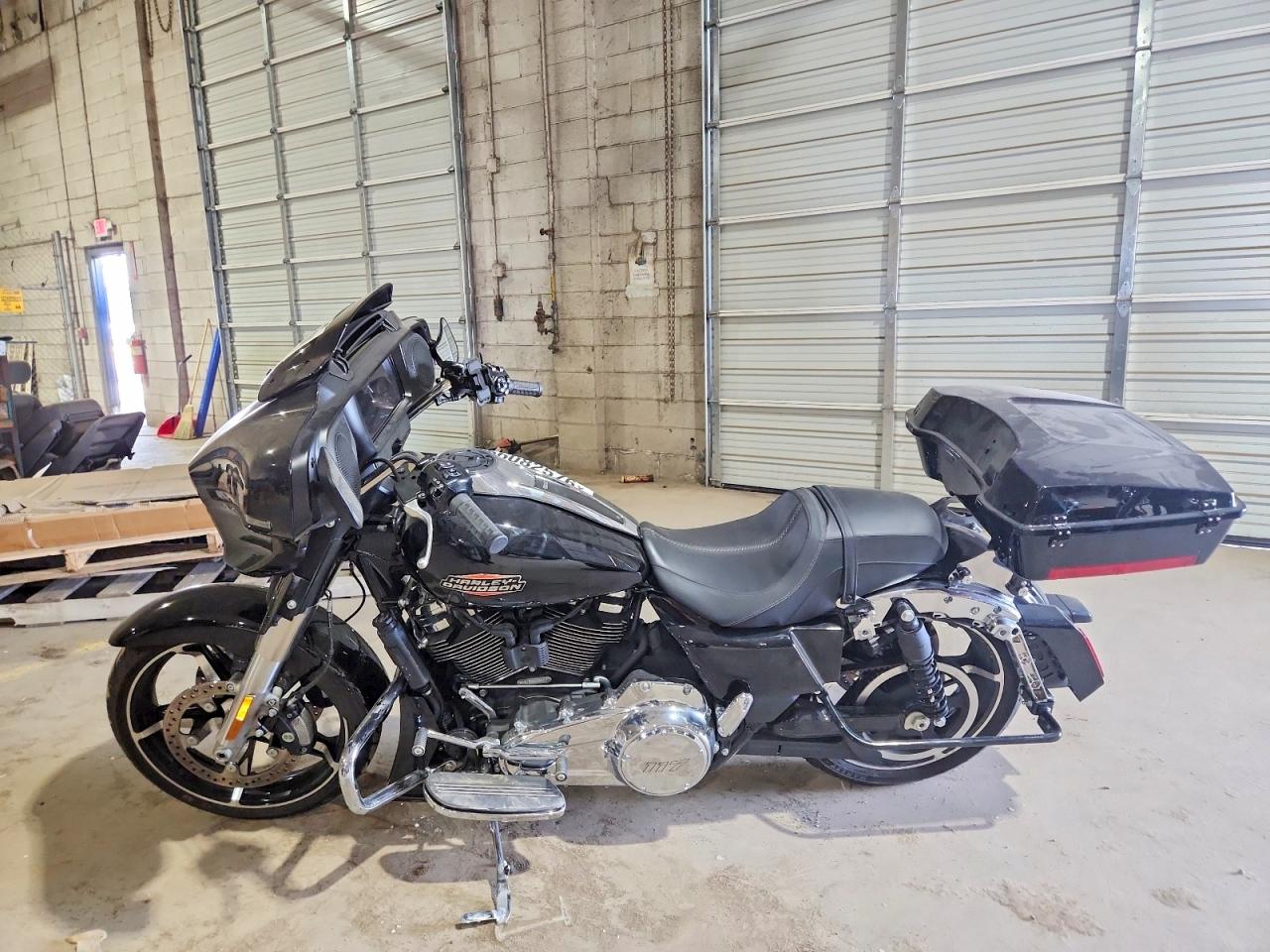 2024 HARLEY-DAVIDSON FL