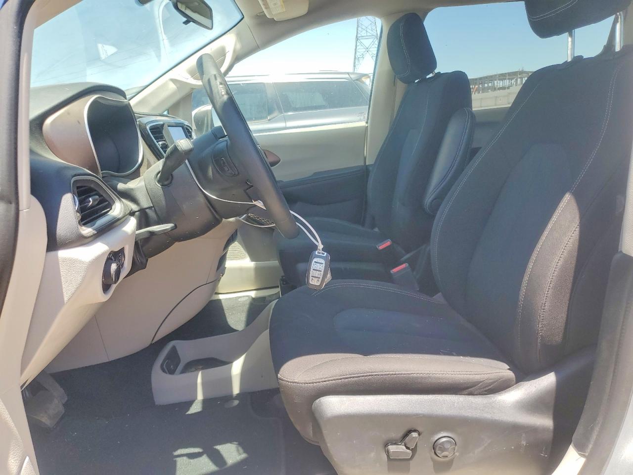 2022 CHRYSLER MINIVAN