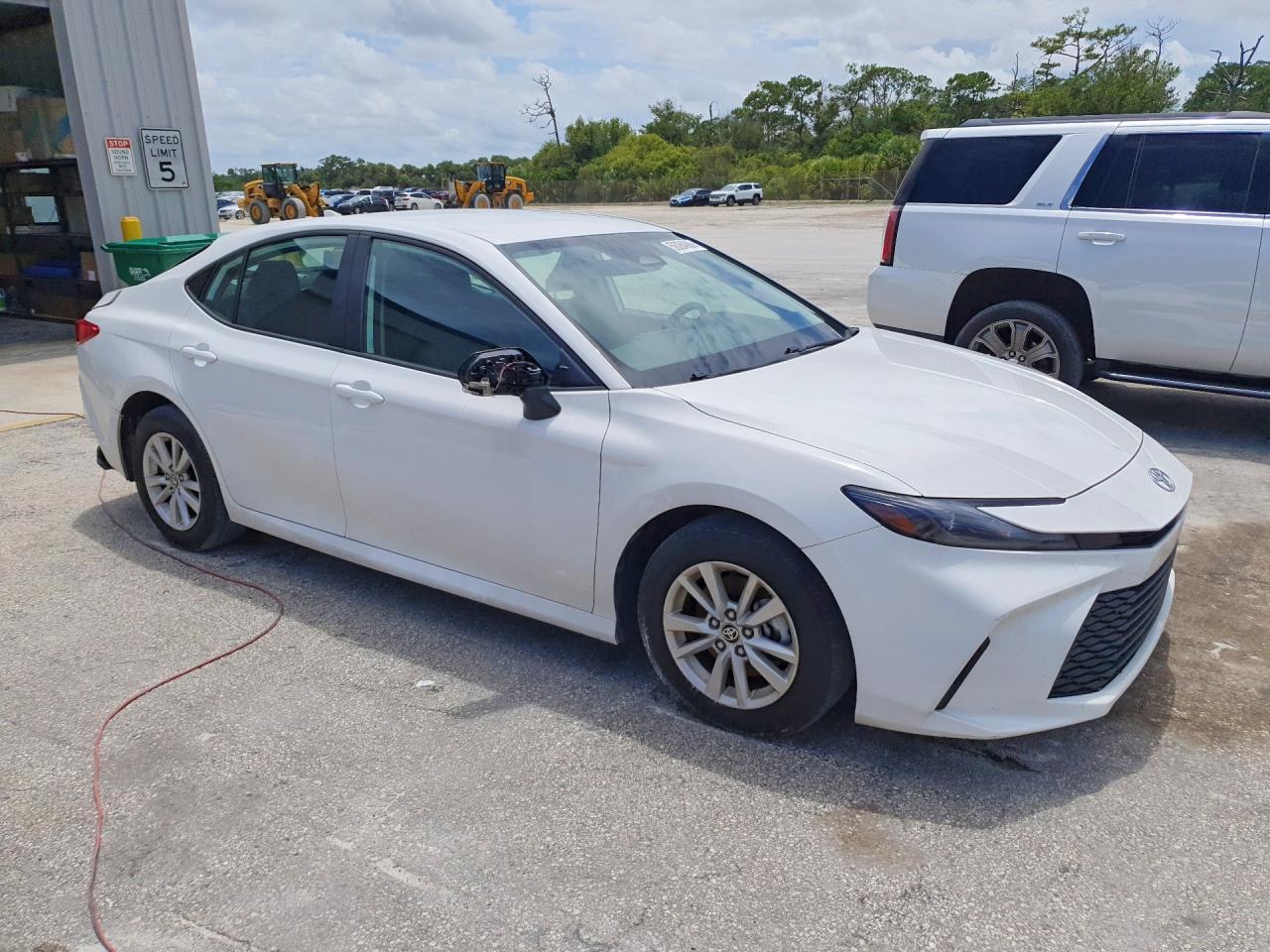 2025 TOYOTA CAMRY