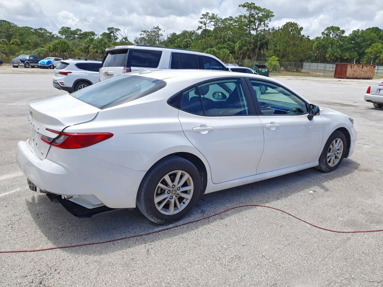 2025 TOYOTA CAMRY
