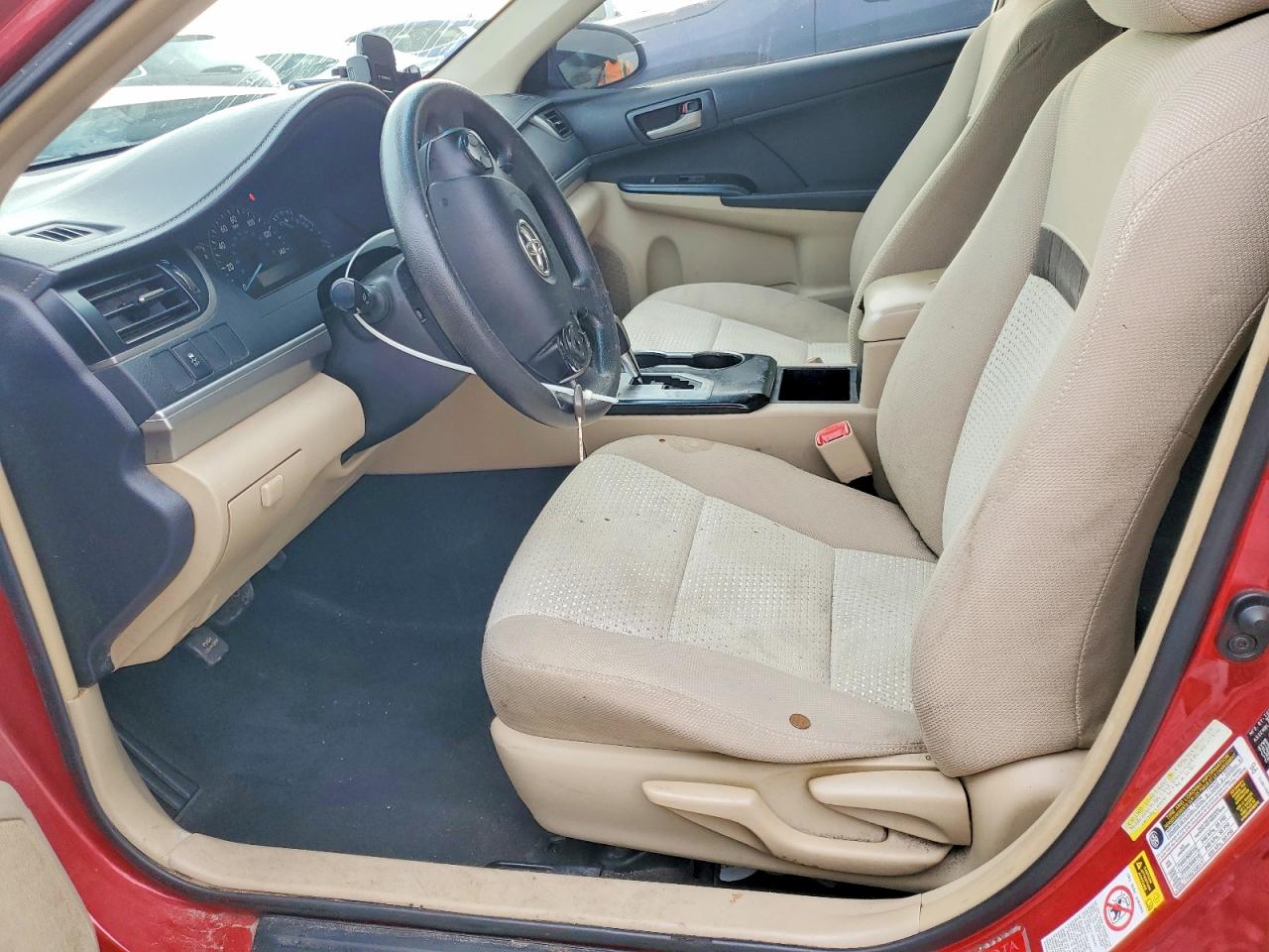 2014 TOYOTA CAMRY