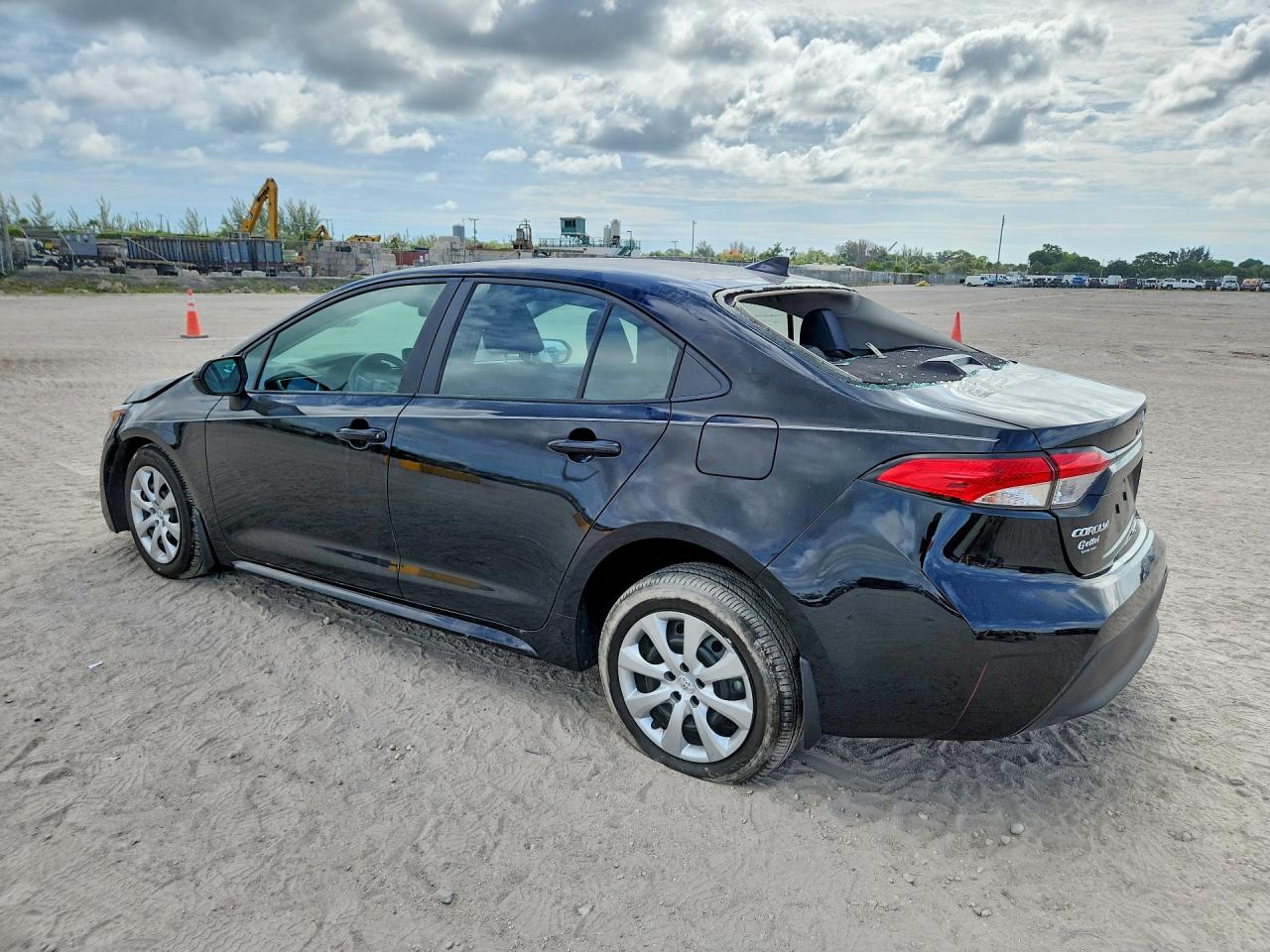 2025 TOYOTA COROLLA