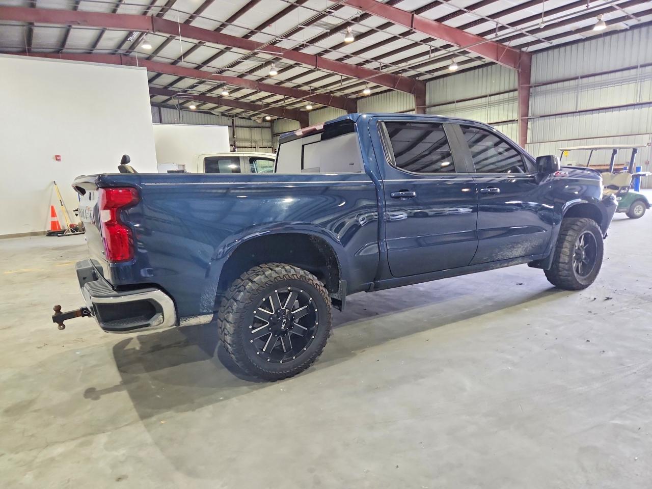 2020 CHEVROLET SILVERADO