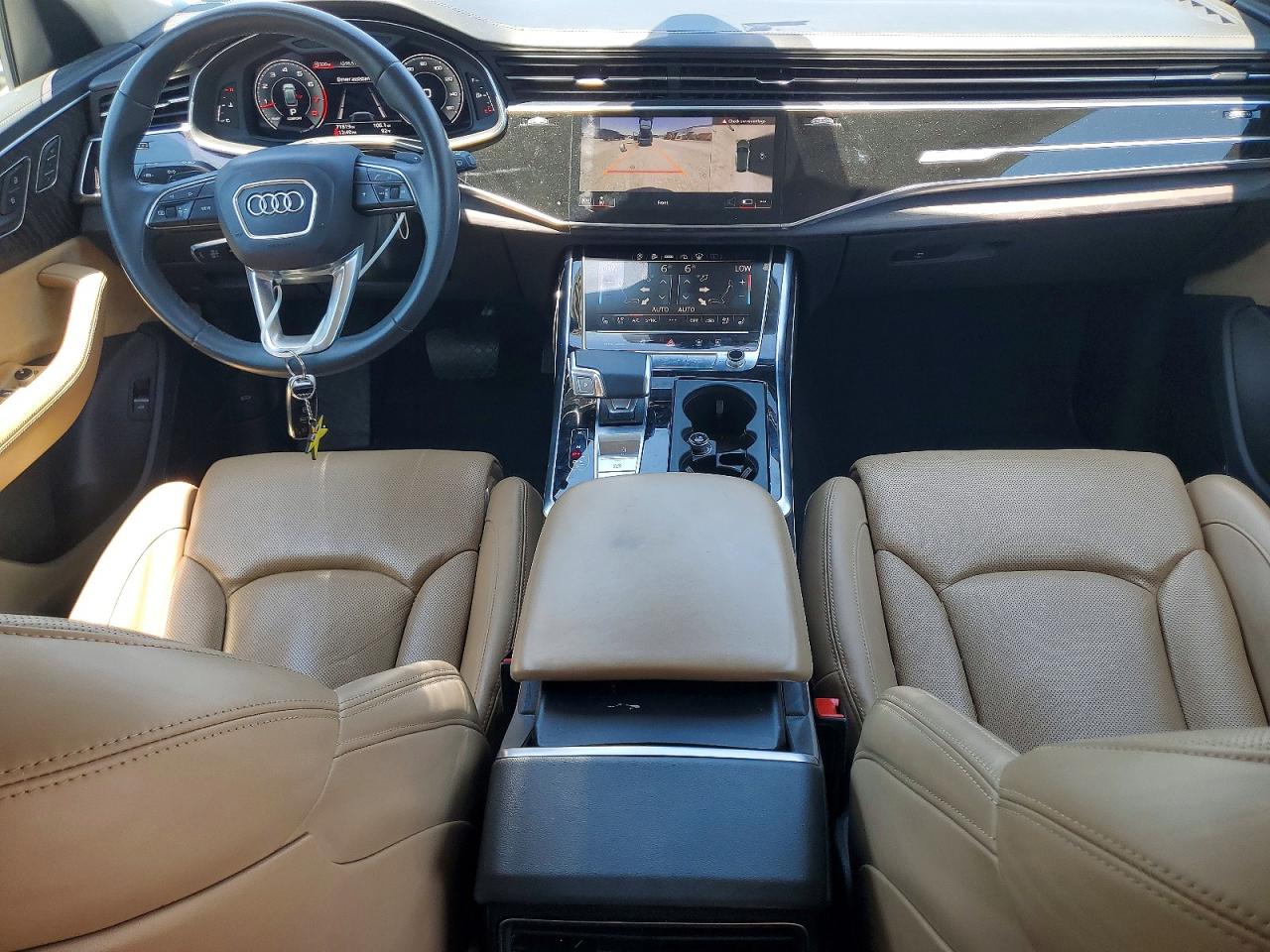 2021 AUDI Q8