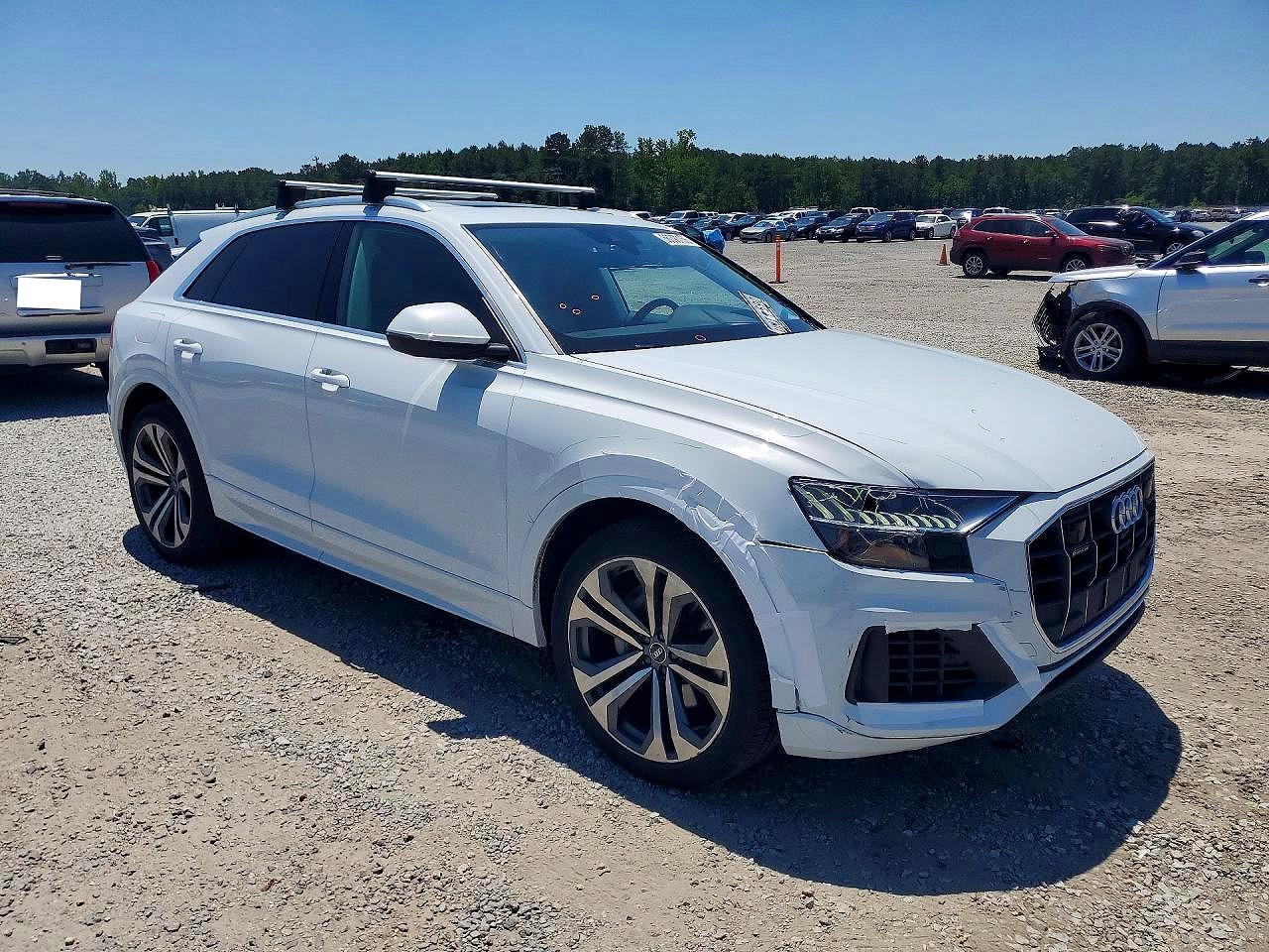 2021 AUDI Q8