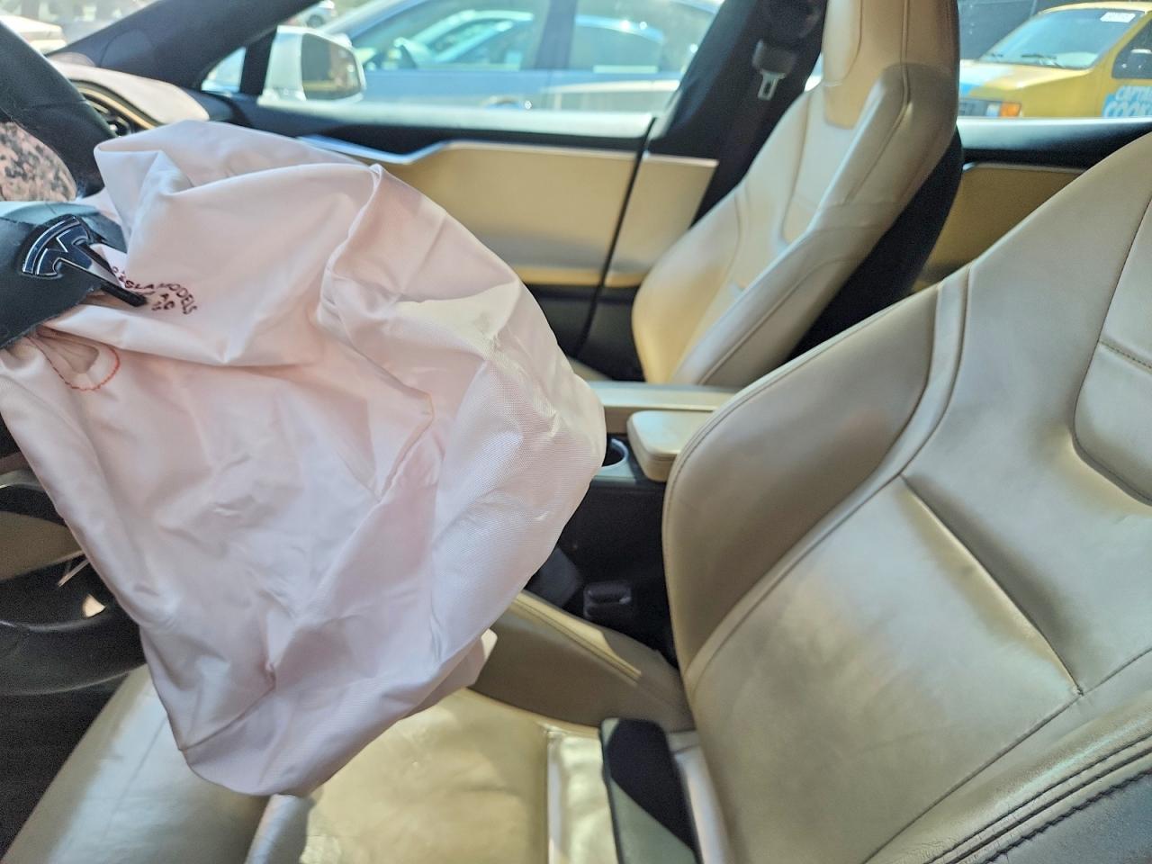 2015 TESLA MODEL S