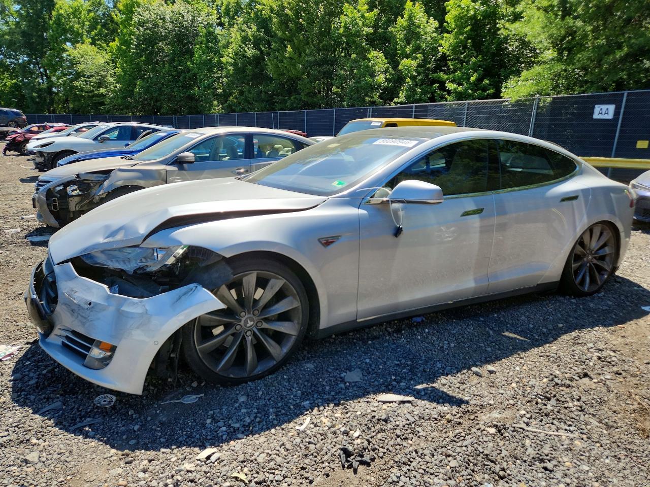 2015 TESLA MODEL S