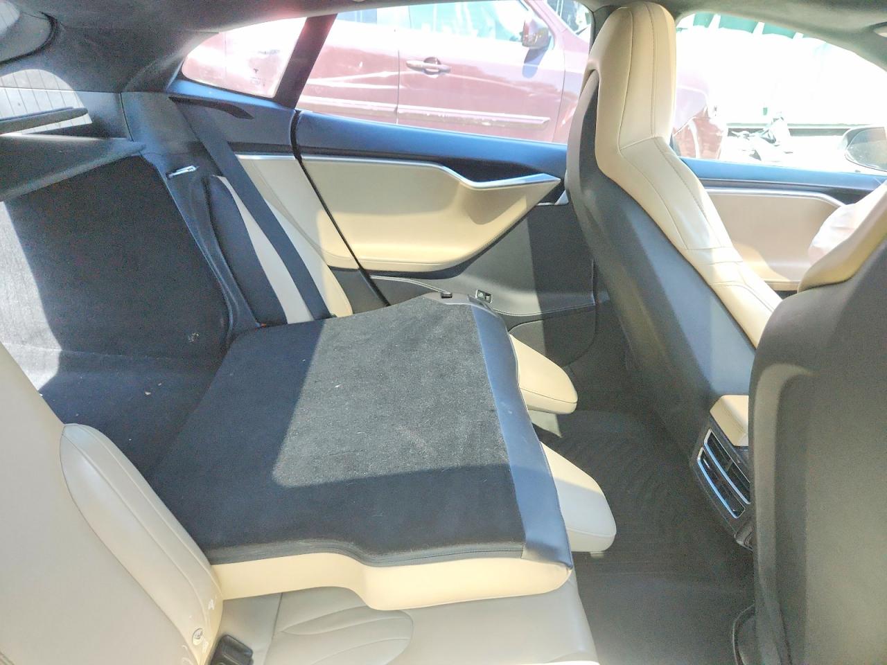 2015 TESLA MODEL S