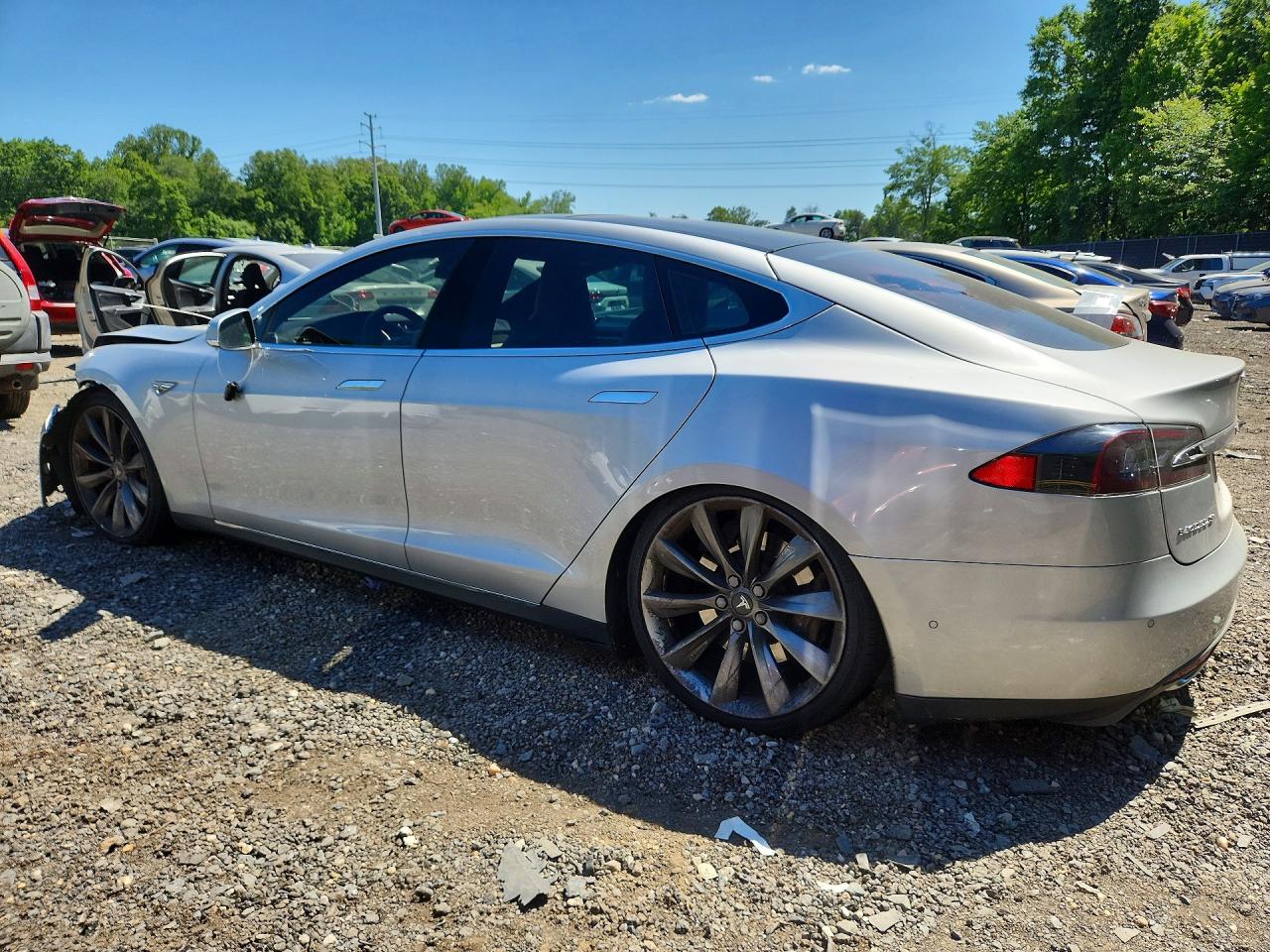 2015 TESLA MODEL S