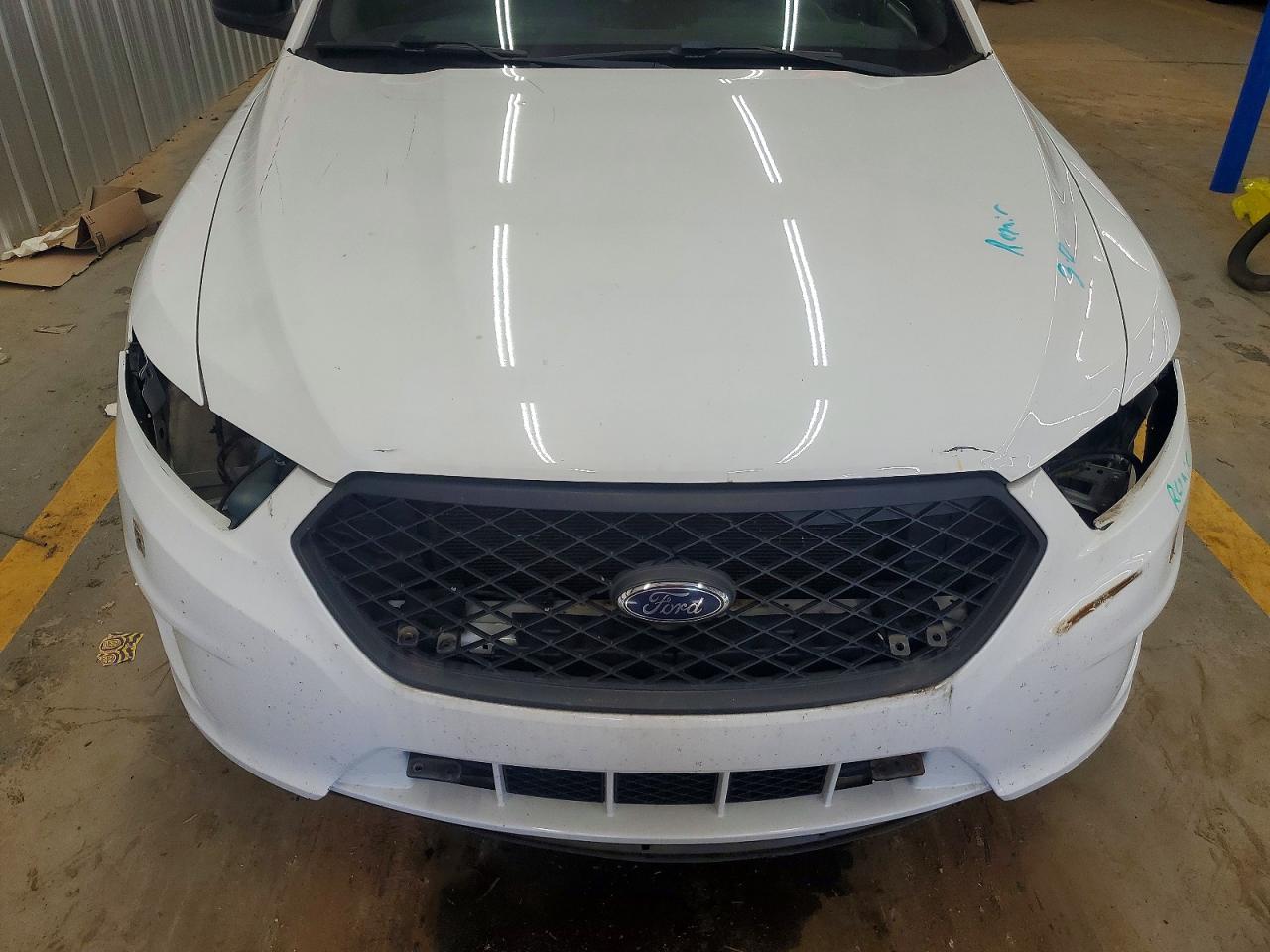 2019 FORD TAURUS