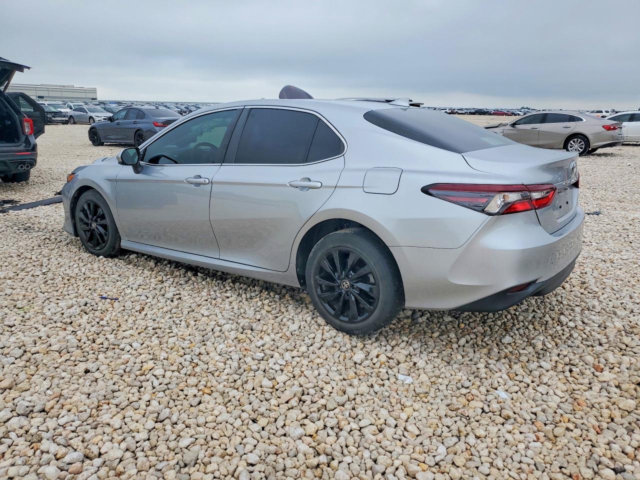 2023 TOYOTA CAMRY