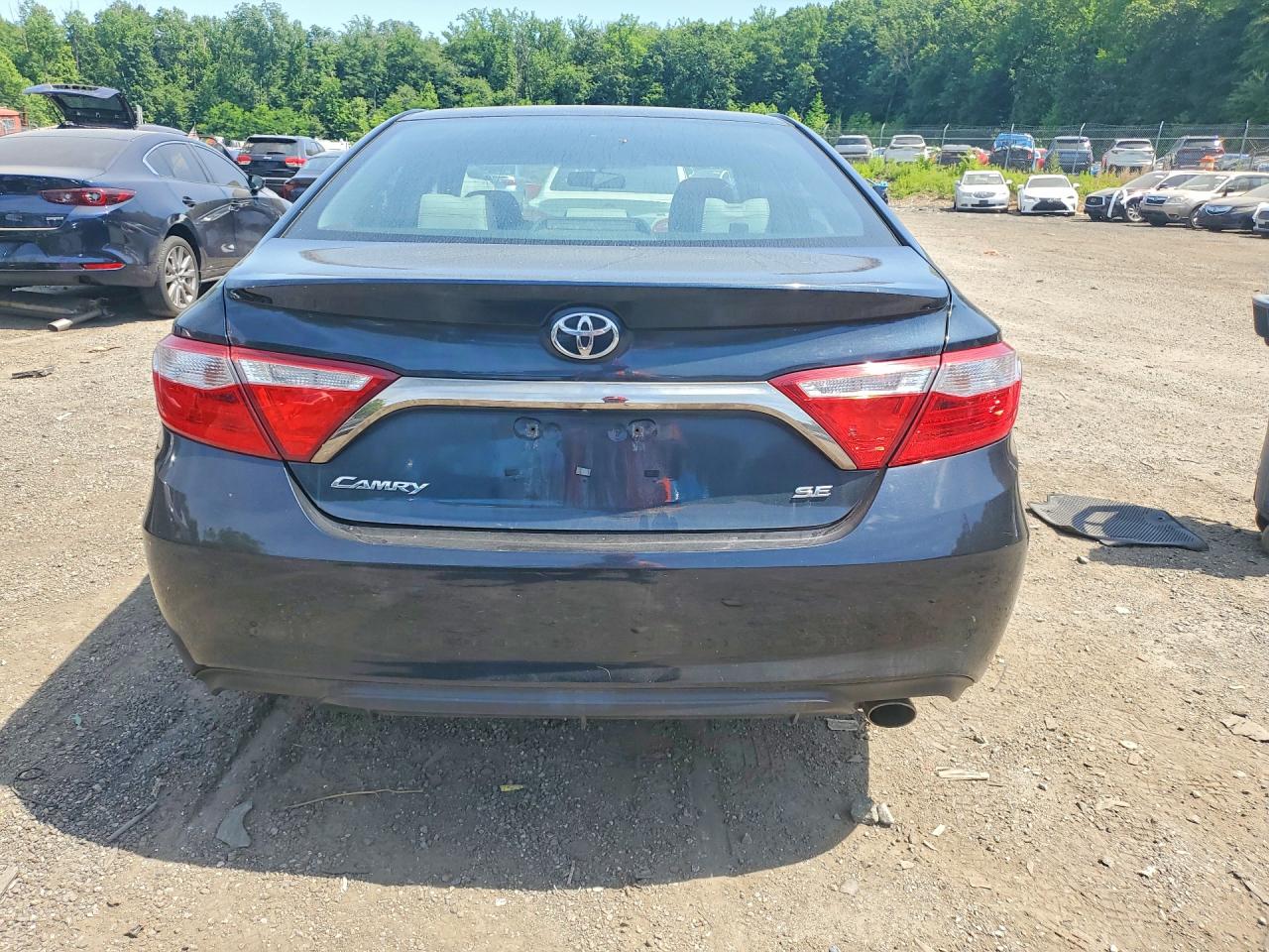 2016 TOYOTA CAMRY