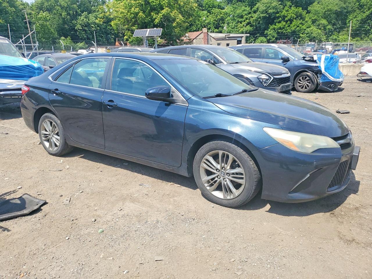 2016 TOYOTA CAMRY