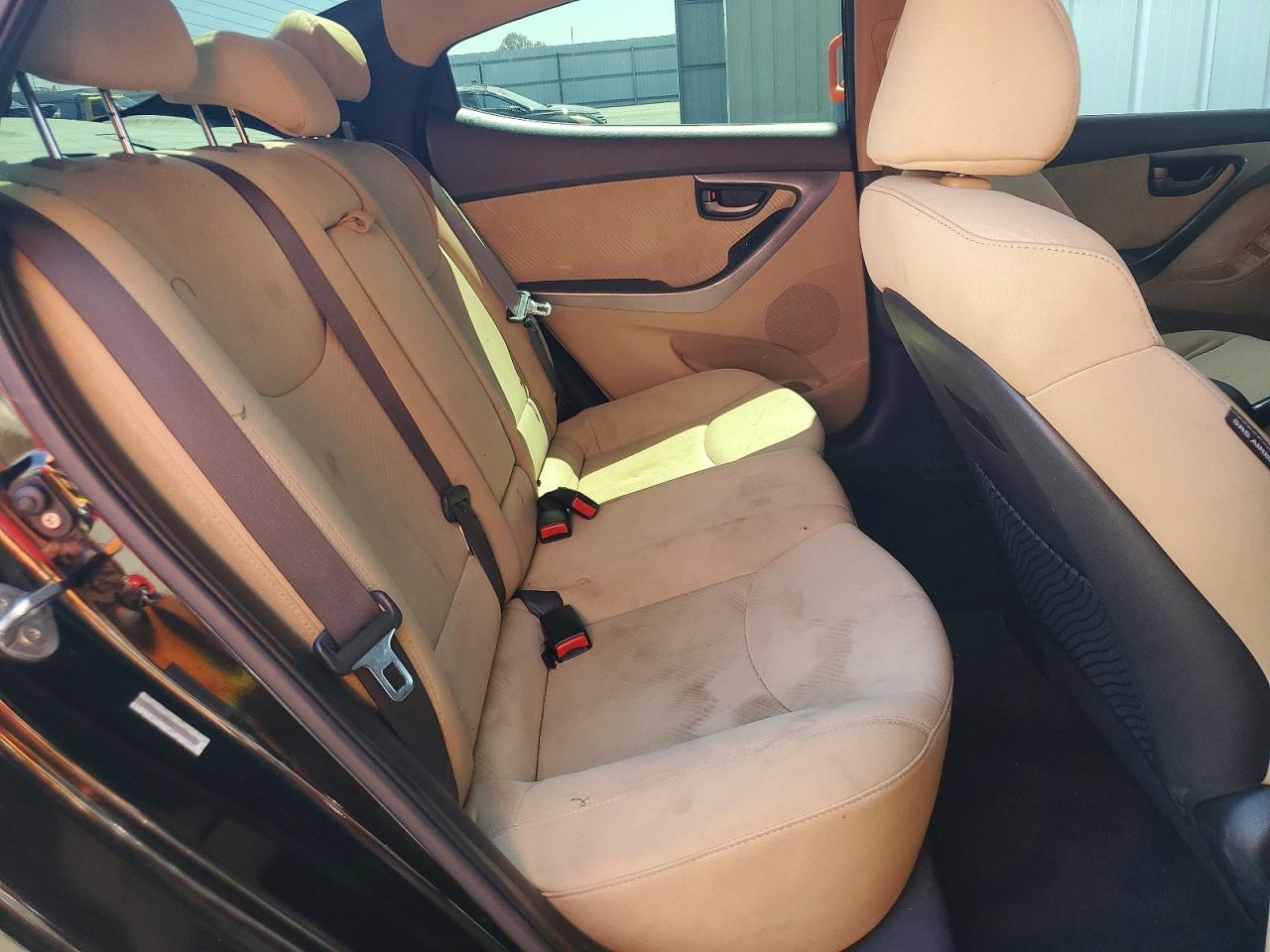 2012 HYUNDAI ELANTRA