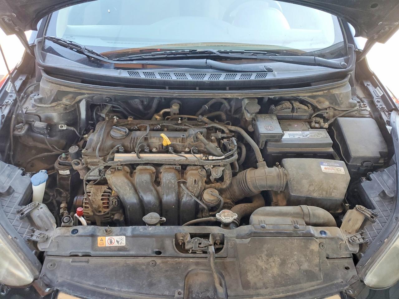 2012 HYUNDAI ELANTRA