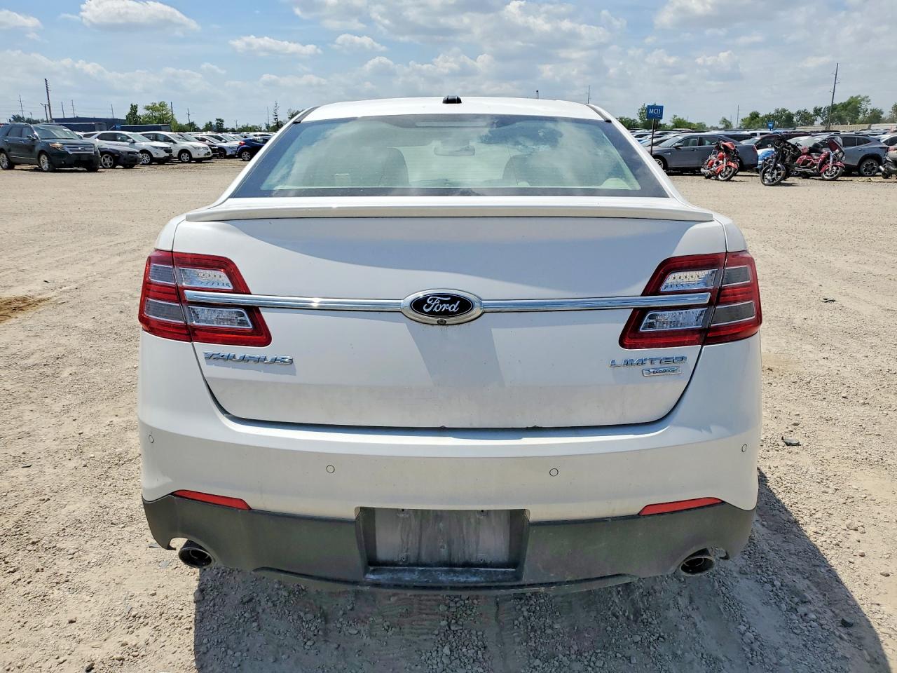 2015 FORD TAURUS