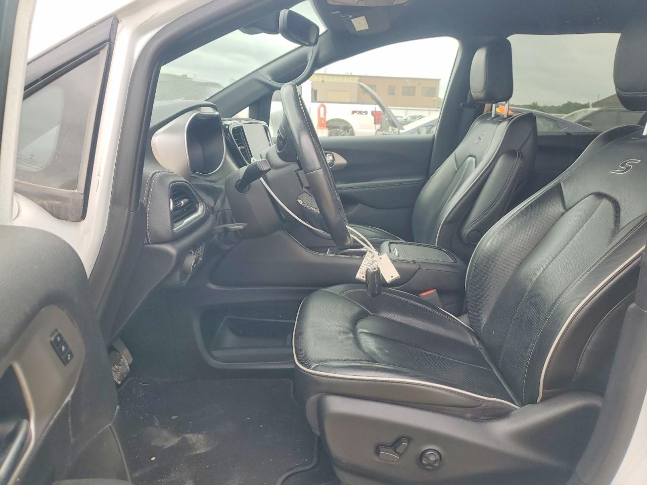 2021 CHRYSLER PACIFICA