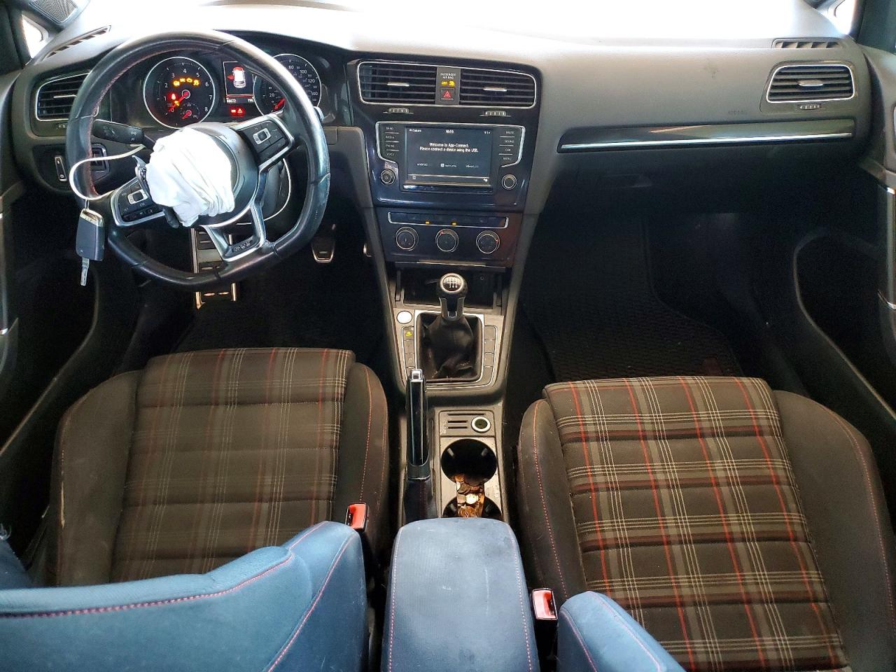 2017 VOLKSWAGEN GTI
