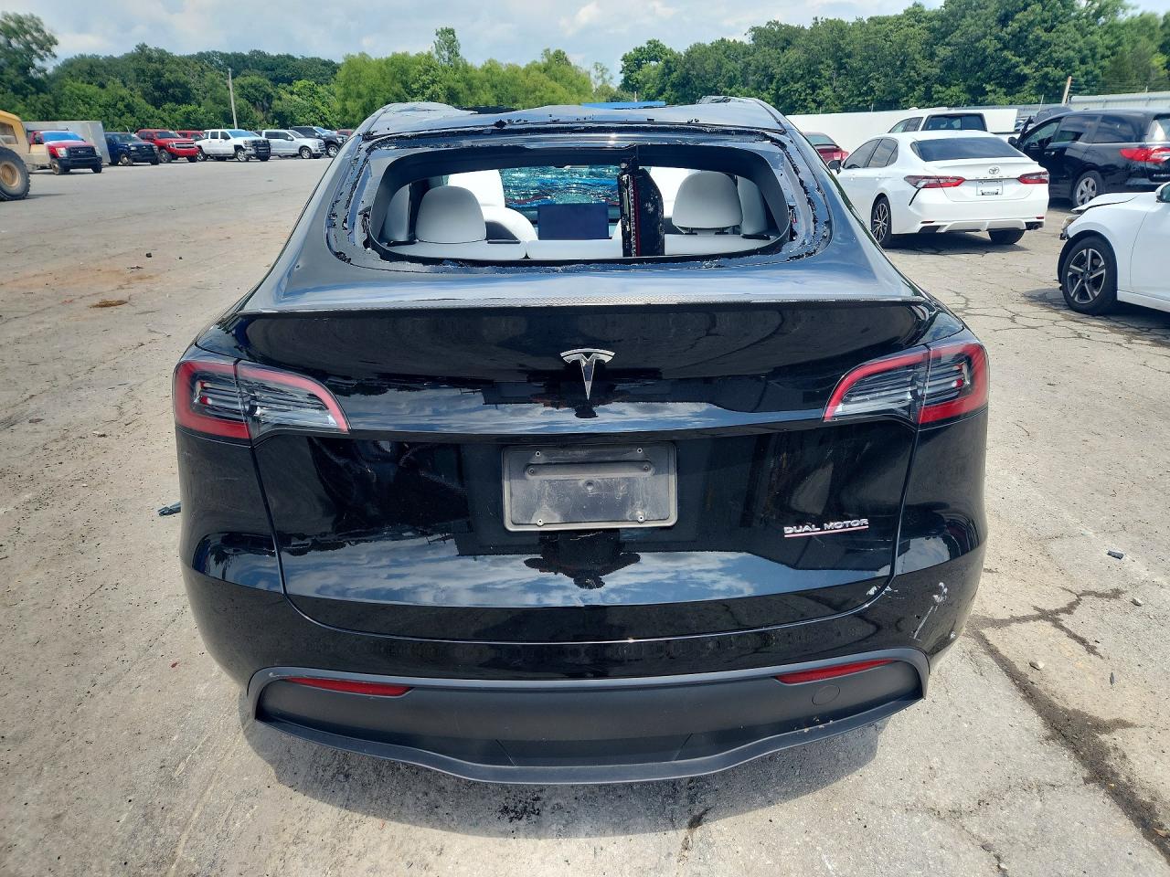 2023 TESLA MODEL Y