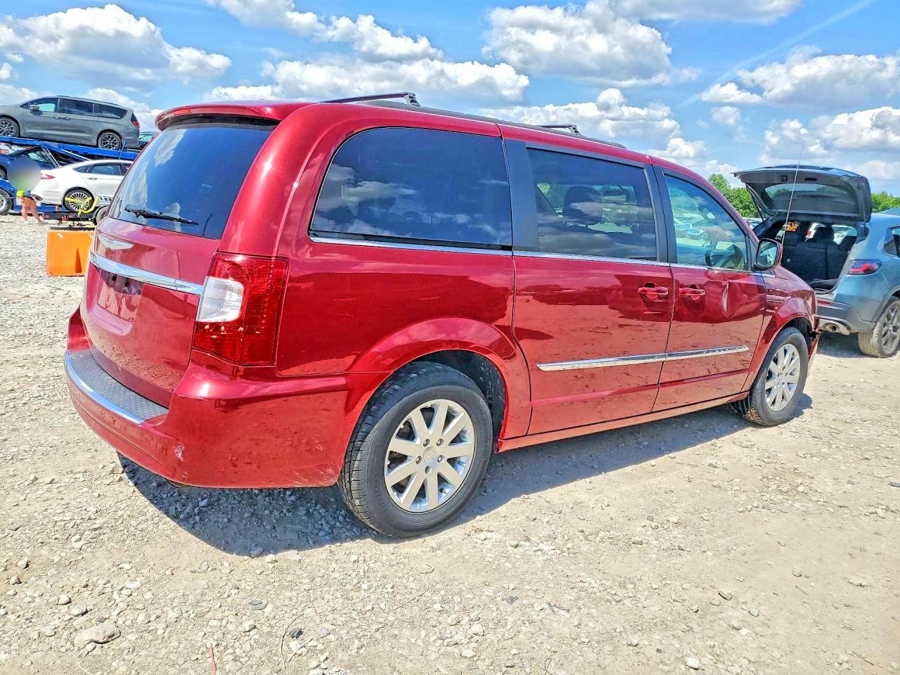 2016 CHRYSLER MINIVAN