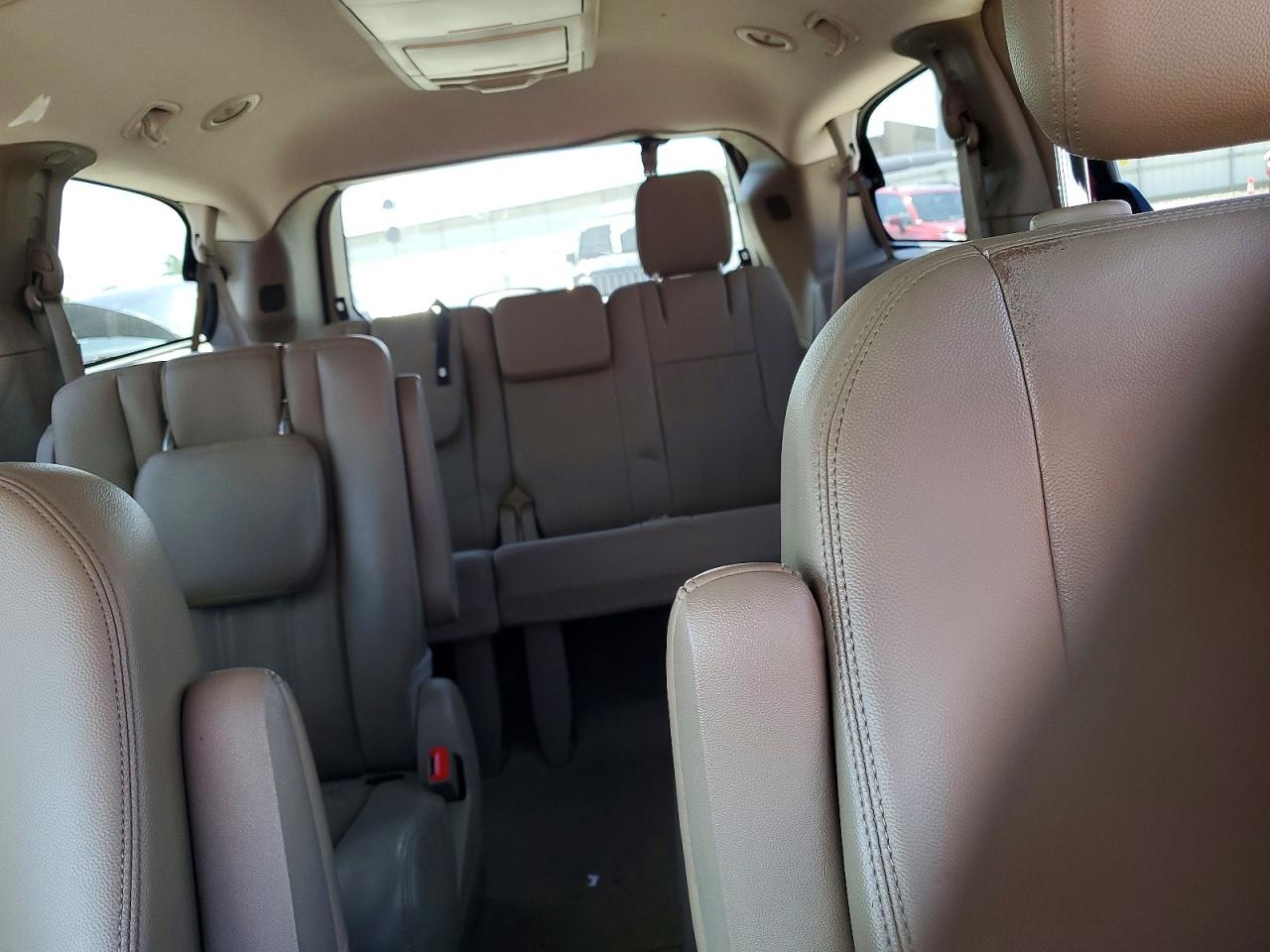 2016 CHRYSLER MINIVAN