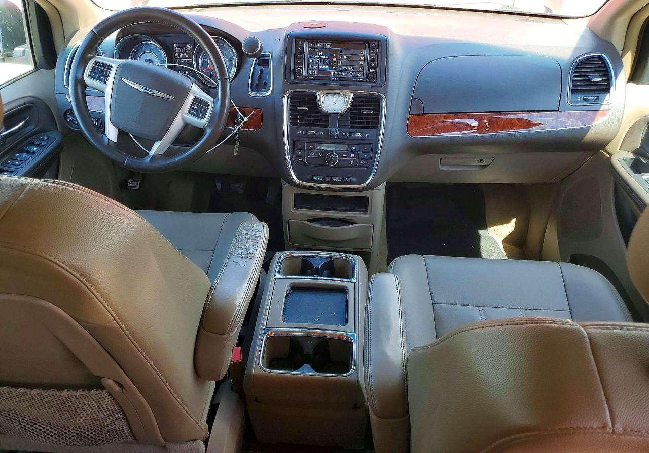 2016 CHRYSLER MINIVAN