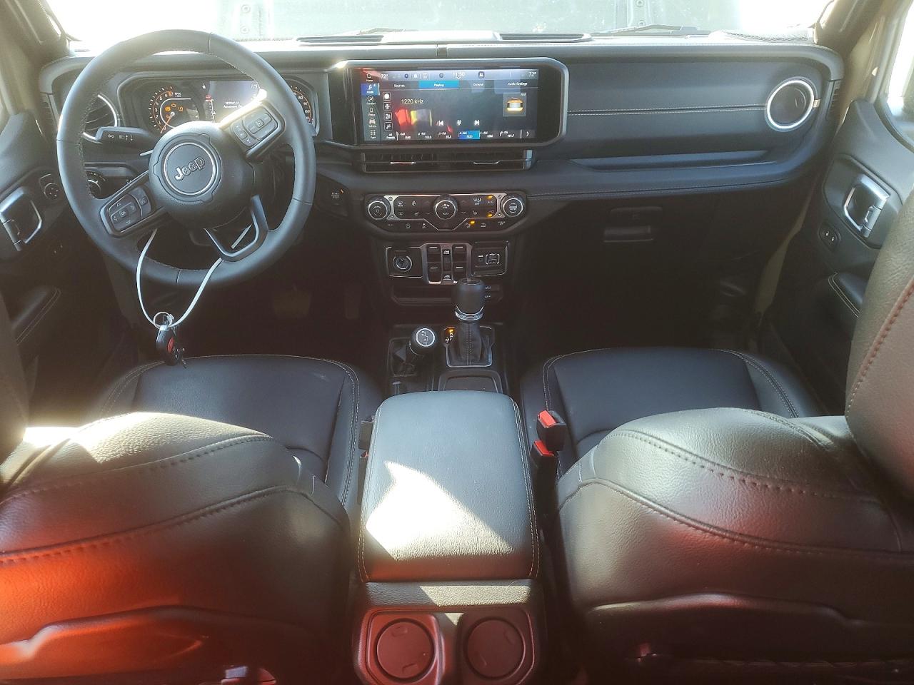 2025 JEEP GLADIATOR