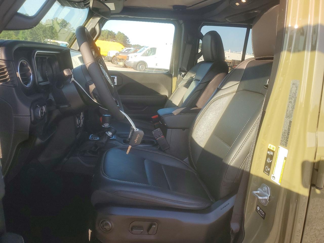 2025 JEEP GLADIATOR