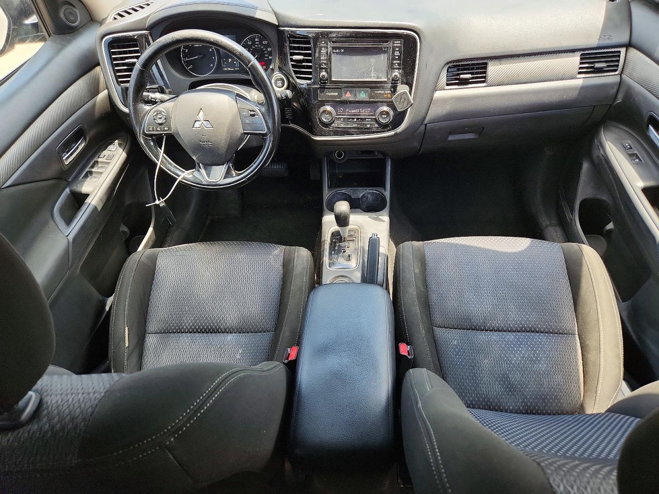 2016 MITSUBISHI OUTLANDER