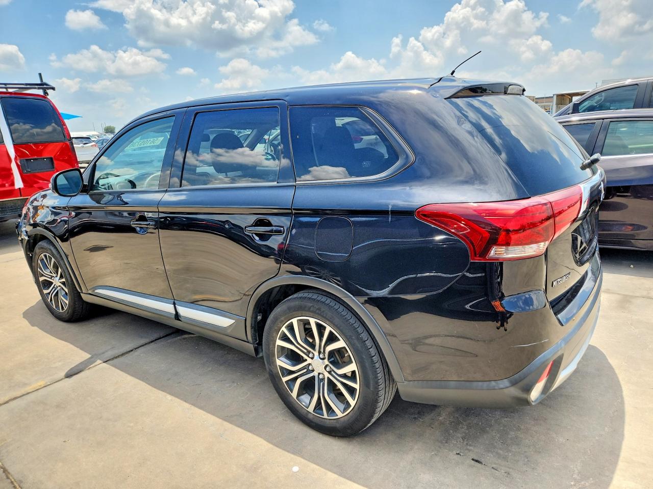 2016 MITSUBISHI OUTLANDER
