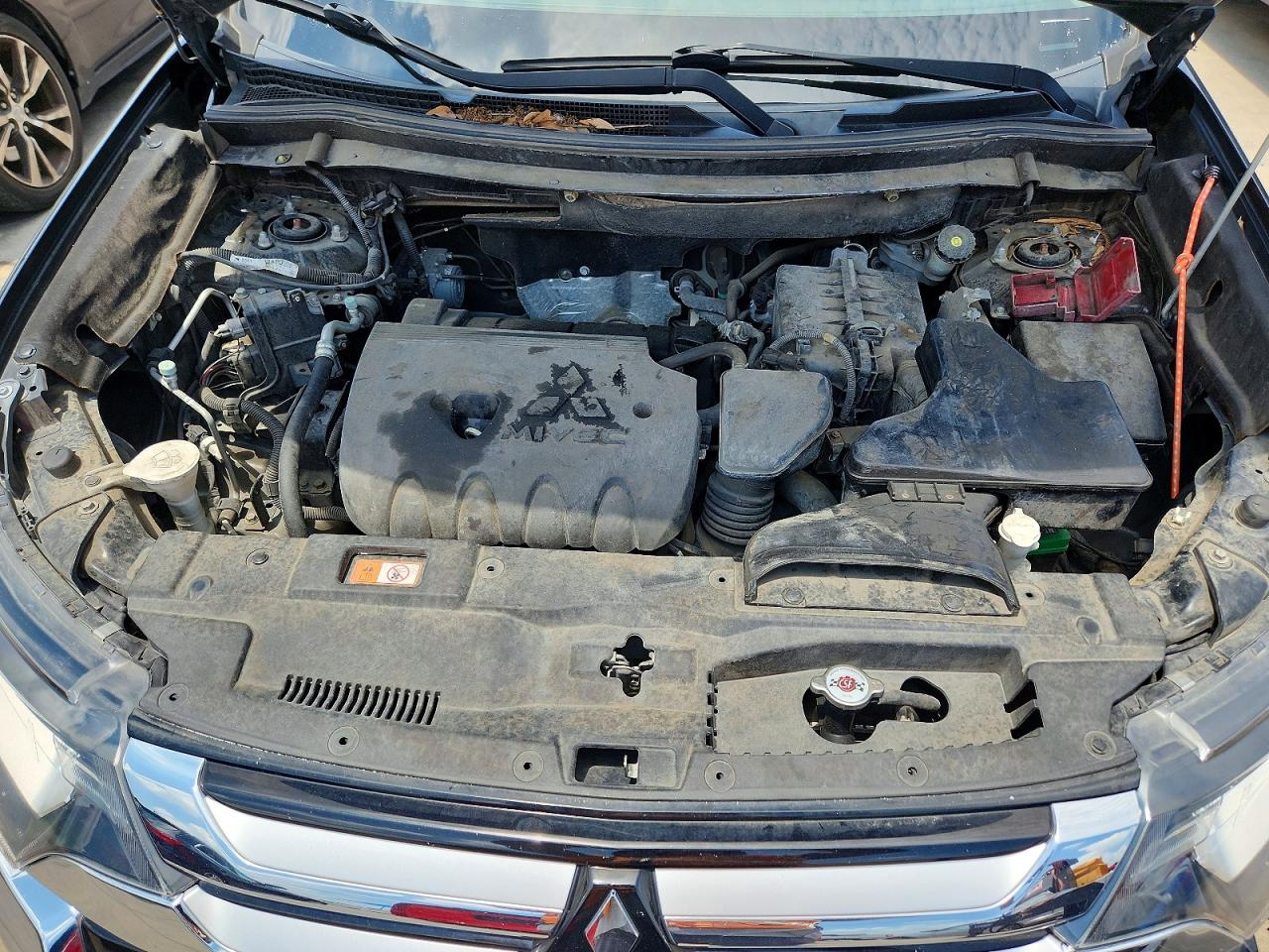 2016 MITSUBISHI OUTLANDER