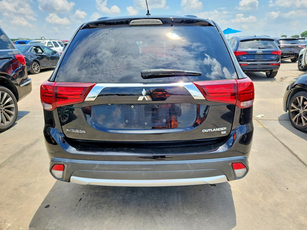 2016 MITSUBISHI OUTLANDER