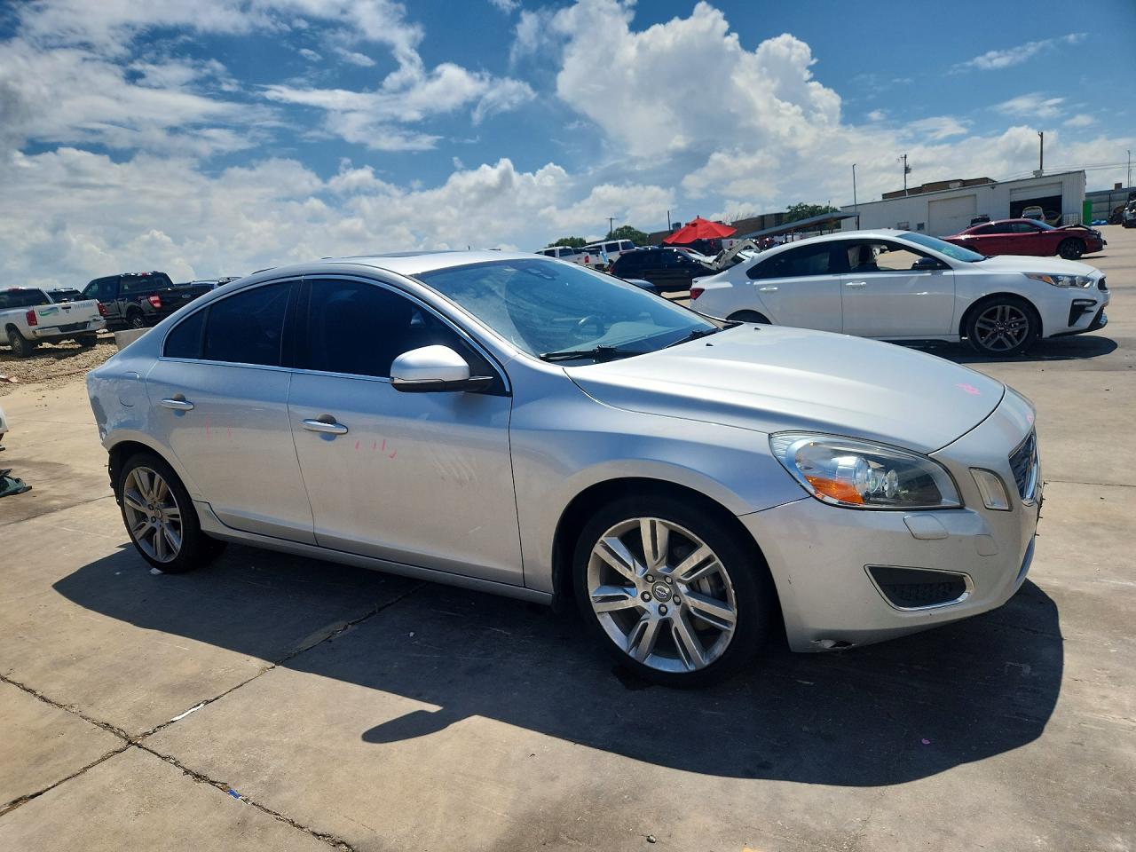 2012 VOLVO S60