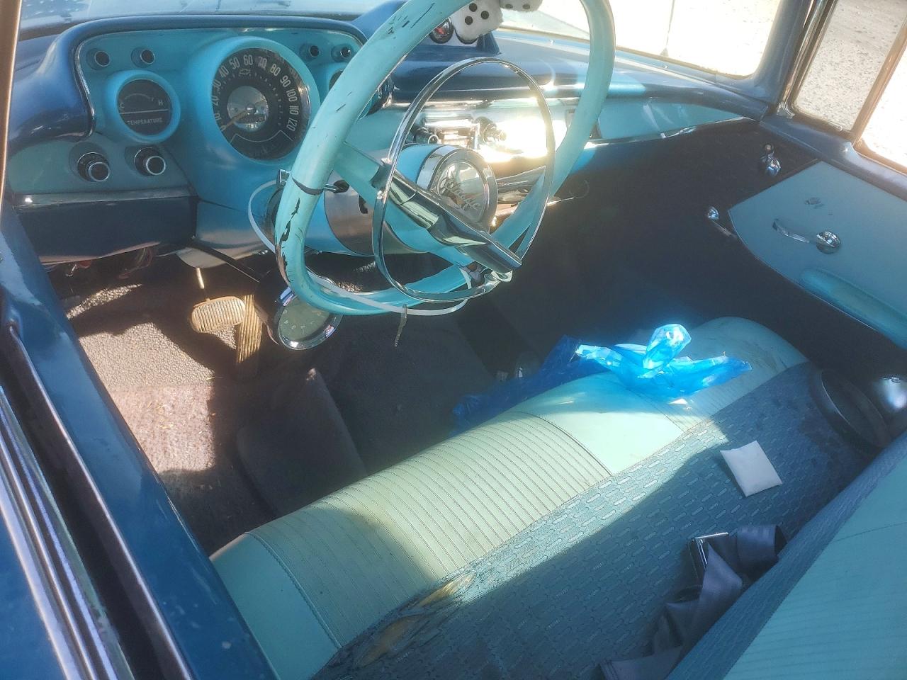 1957 CHEVROLET BEL AIR