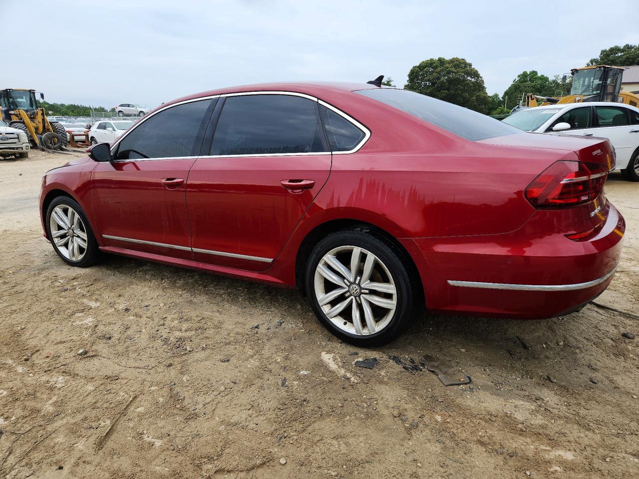 2017 VOLKSWAGEN PASSAT
