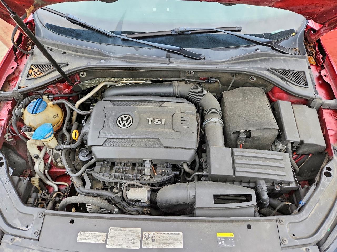 2017 VOLKSWAGEN PASSAT