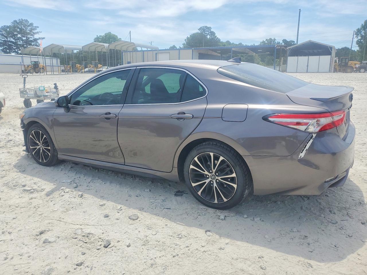 2019 TOYOTA CAMRY