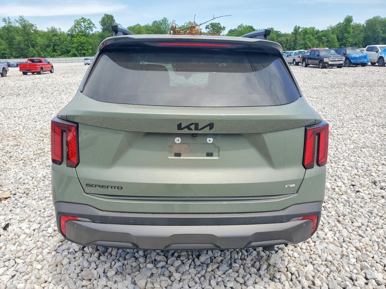 2025 KIA SORENTO