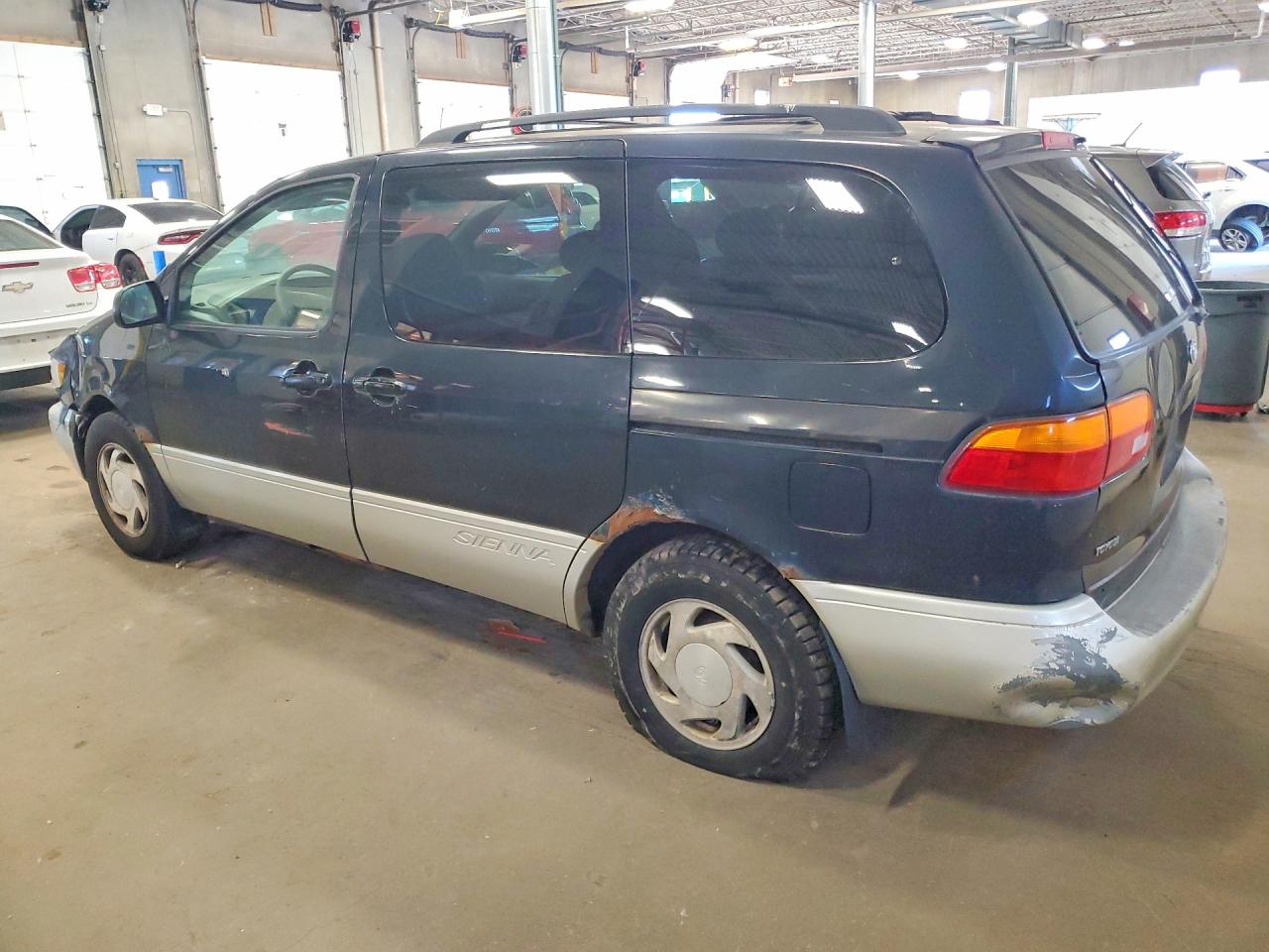1998 TOYOTA SIENNA