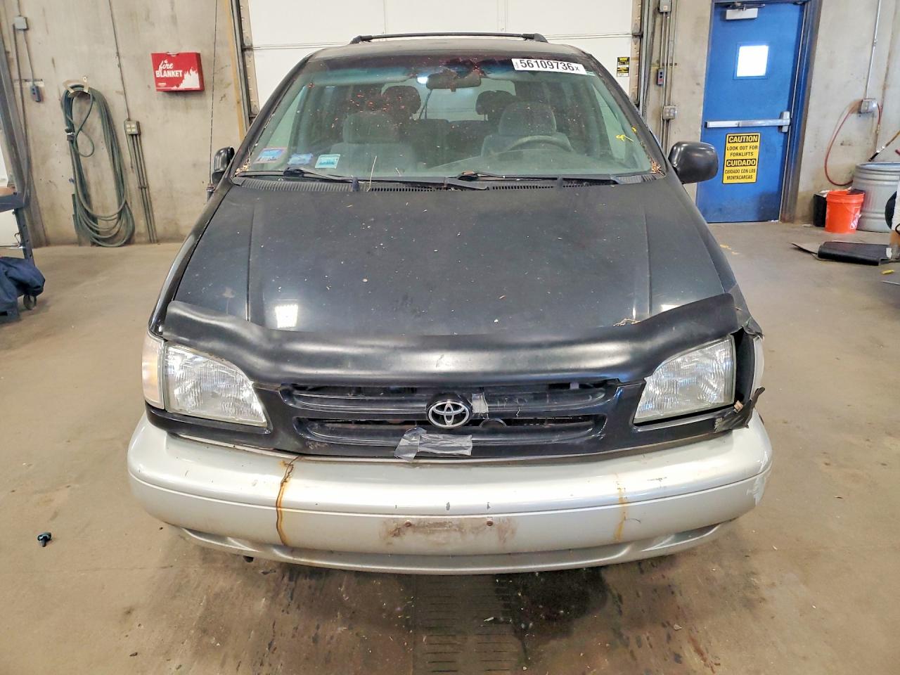 1998 TOYOTA SIENNA