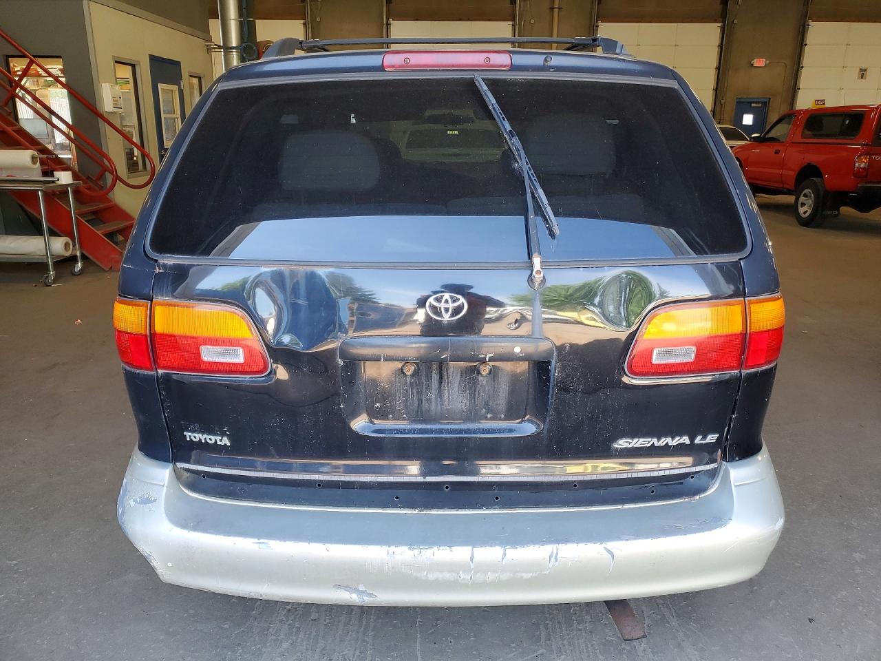 1998 TOYOTA SIENNA