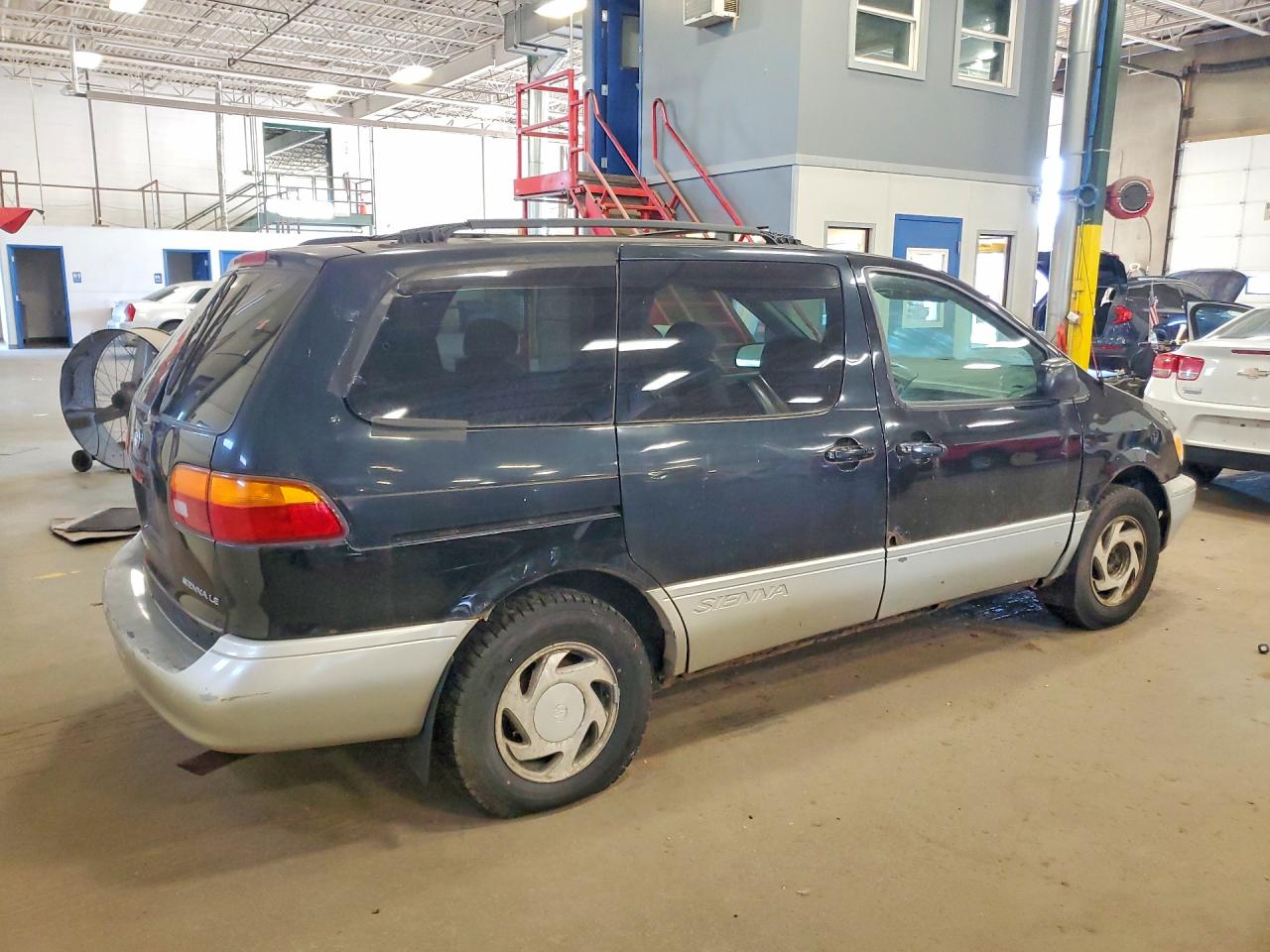 1998 TOYOTA SIENNA