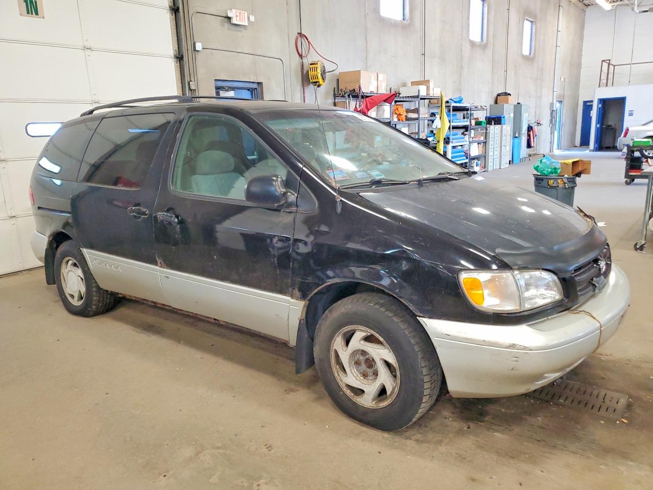 1998 TOYOTA SIENNA