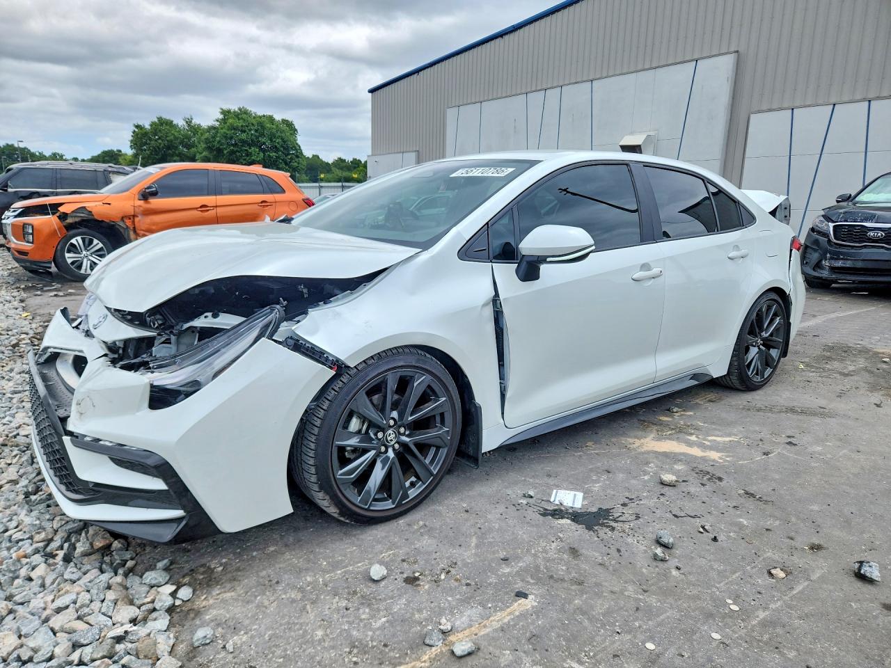 2025 TOYOTA COROLLA