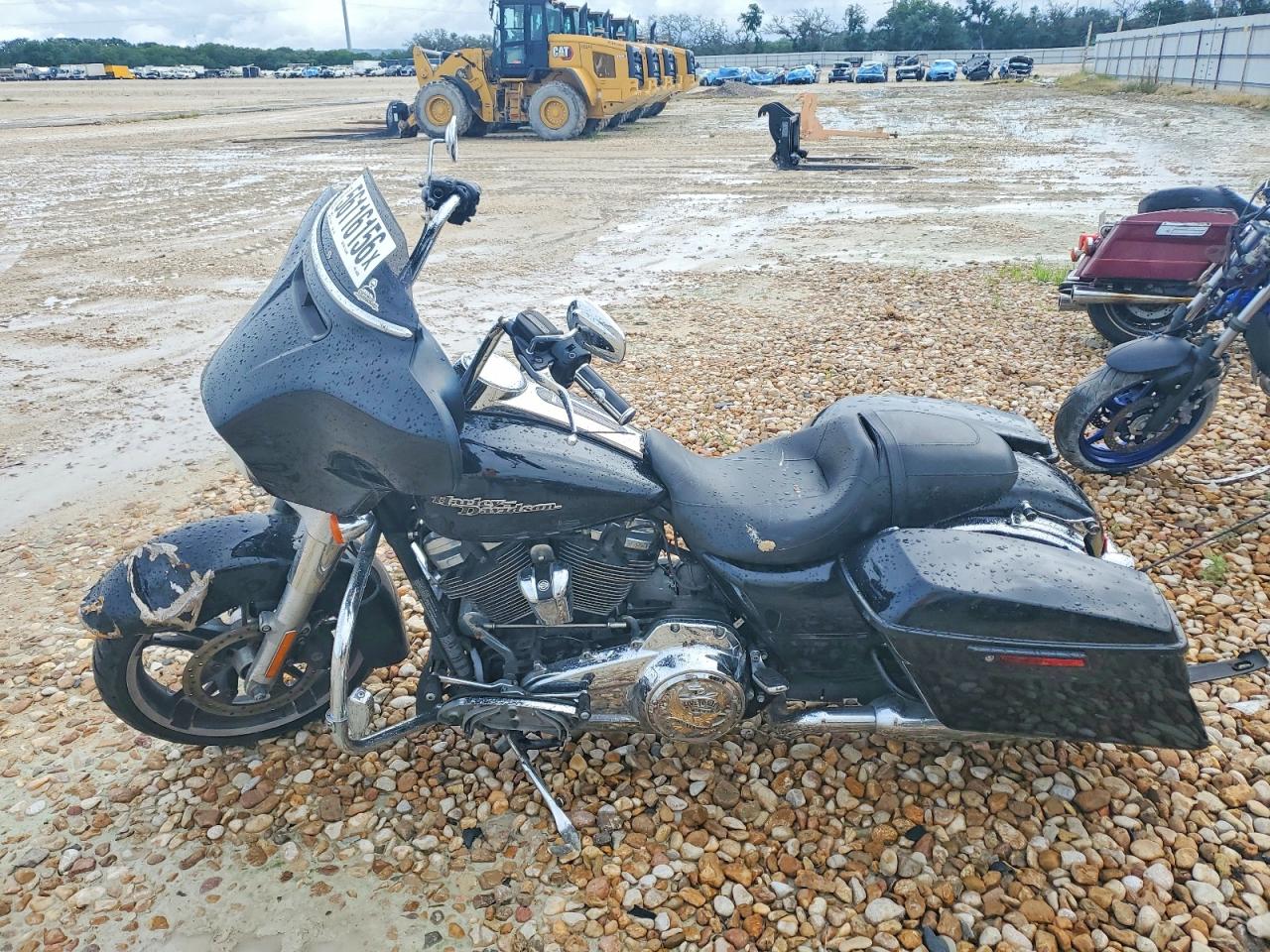 2019 HARLEY-DAVIDSON FL