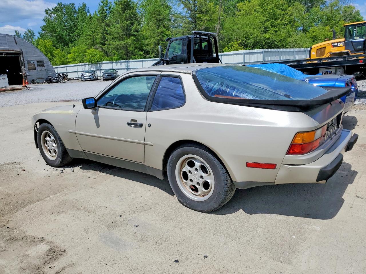 1984 PORSCHE 944