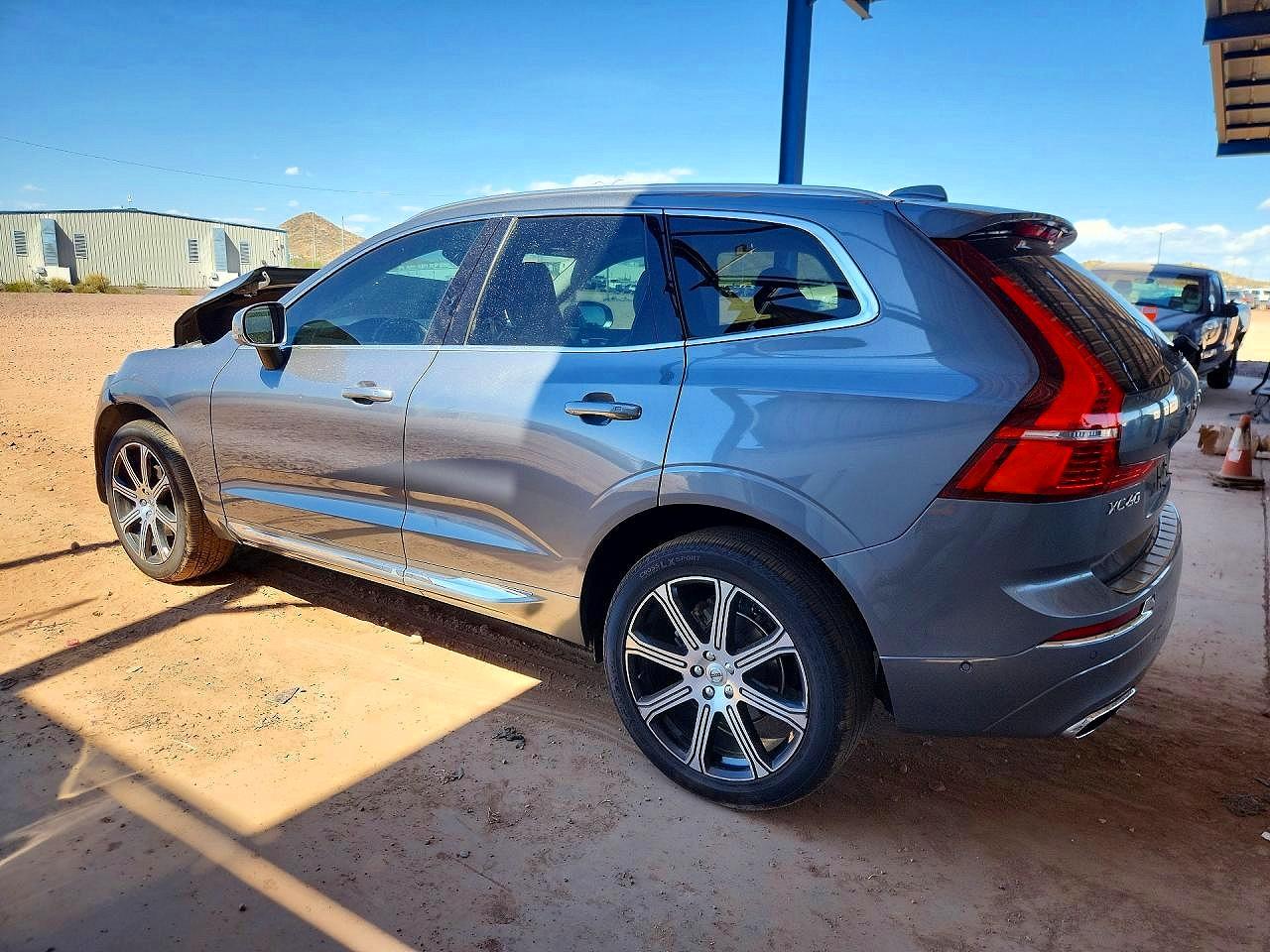 2021 VOLVO XC60