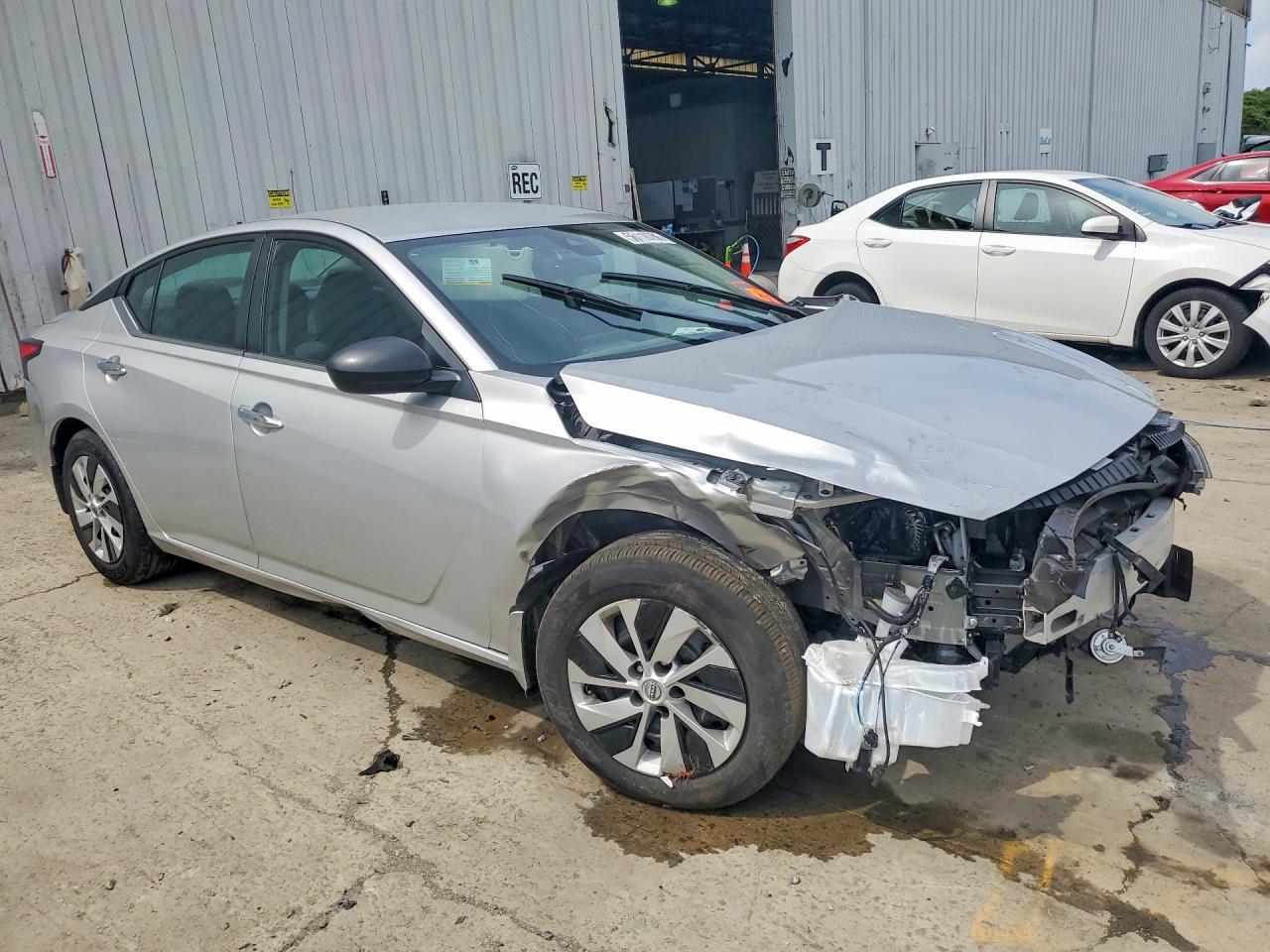 2024 NISSAN ALTIMA